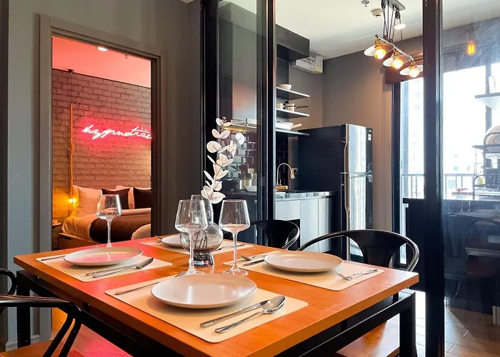 Near Bts L Workspace And Kitchen - Pool And Gym L Sontana * Bangkok