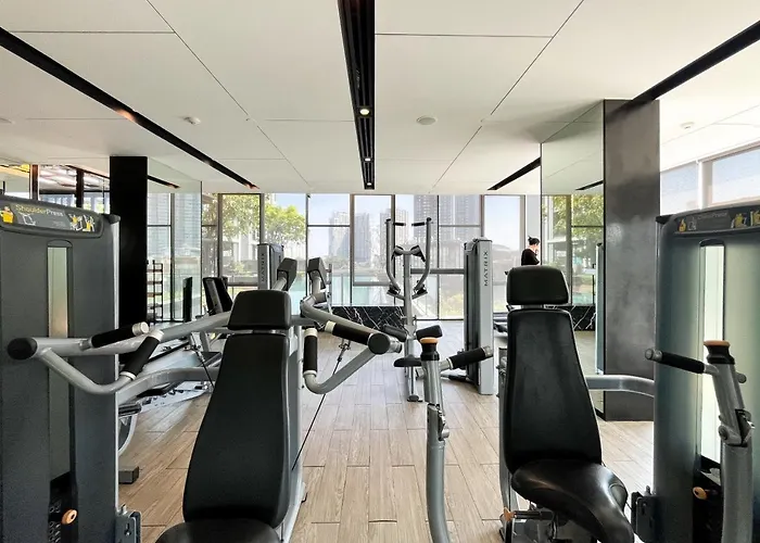 Apartment Near Bts L Workspace And Kitchen - Pool And Gym L Sontana